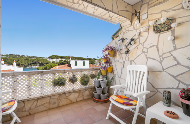 Wohnung mit Terrassen und Meerblick in privilegierter Wohngegend von Addaia Cala Moli Menorca