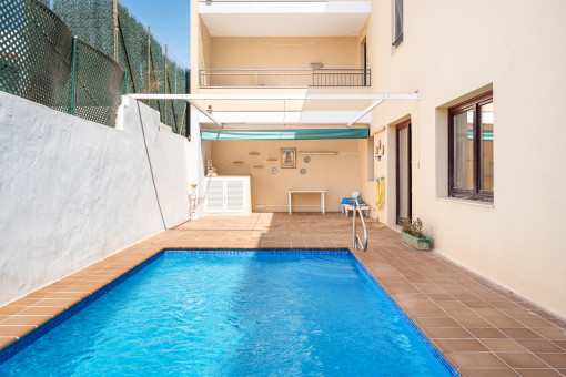 Haus mit Pool und Garage, bezugsfertig in der Nähe des Meeres und Cales Fonts Es Castell Menorca