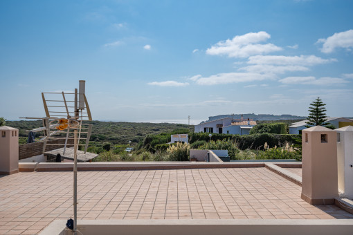 Dachterrasse mit Blick bis Cala Llonga